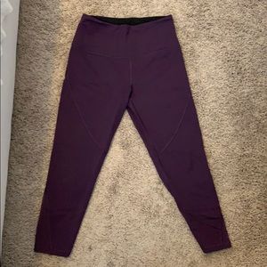 Victoria Sport Capris Legging